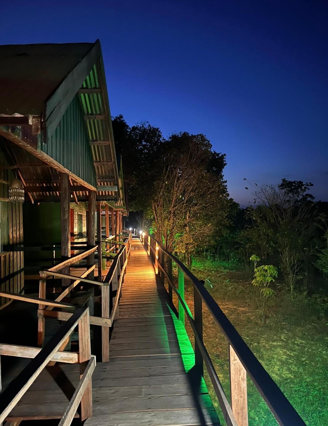 Hotel Amazônia Exxperience à Paricatuba Extérieur photo